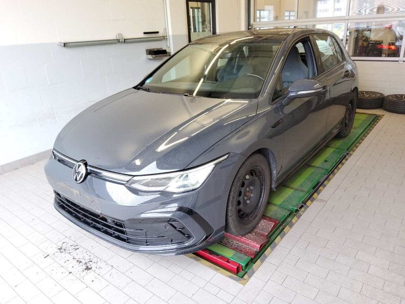 Volkswagen Golf VIII 1.5 TSI ACT R-Line
