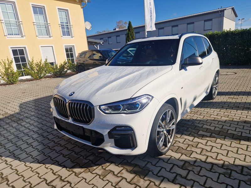 BMW X5 M50d