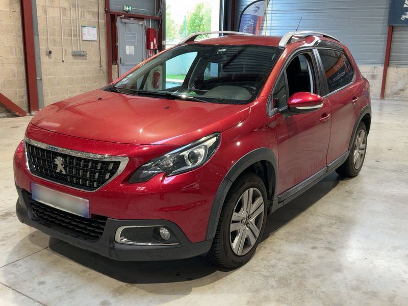 Peugeot 2008 1.2 PureTech Signature