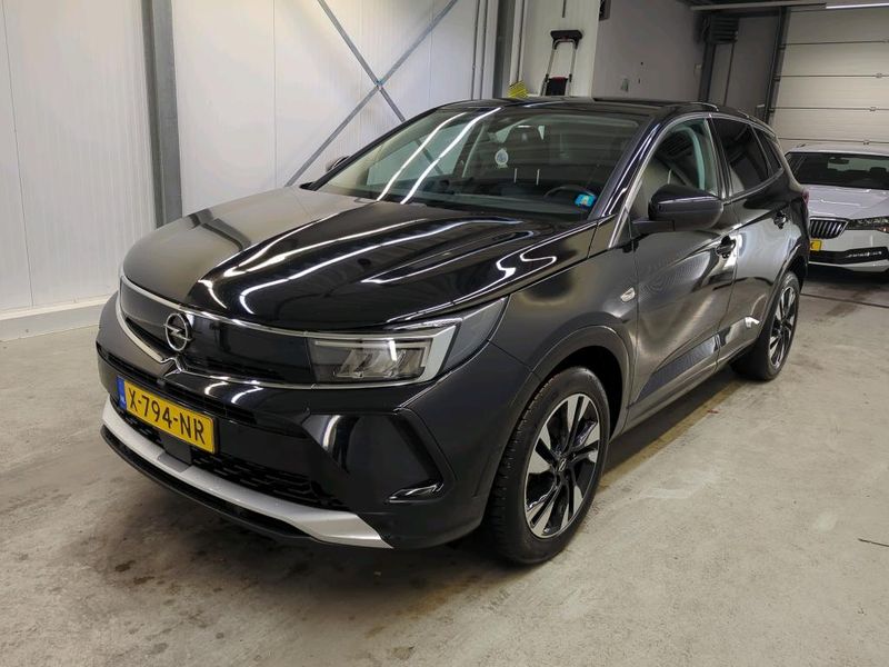 Opel Grandland X 1.2 Turbo Elegance