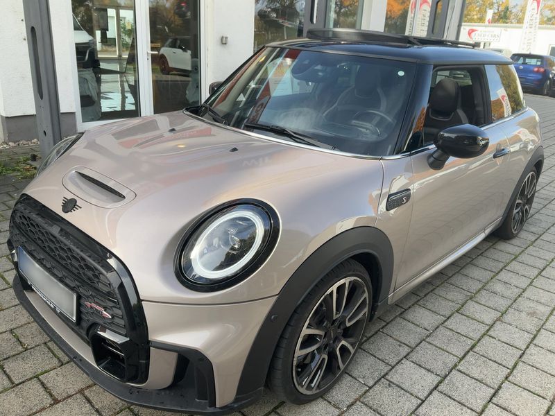 MINI Cooper S John Cooper Works Trim