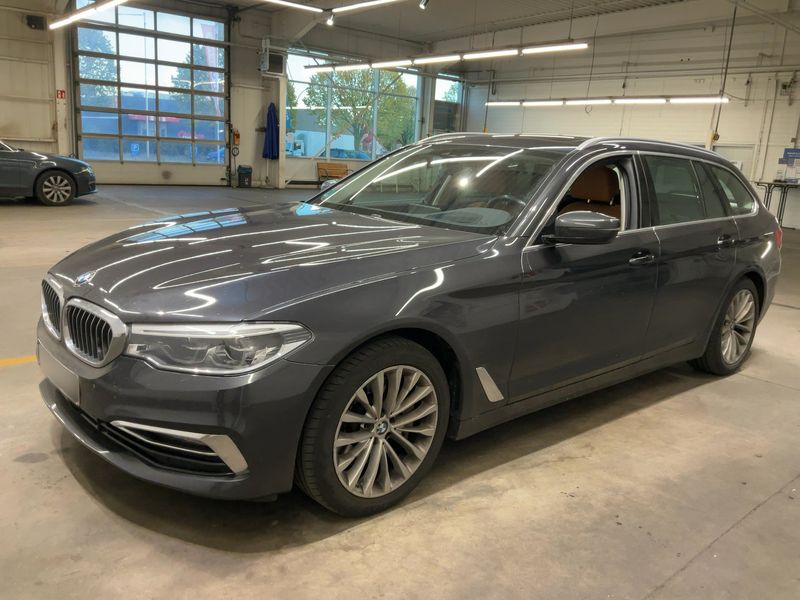 BMW 5 серия 530d Luxury Line