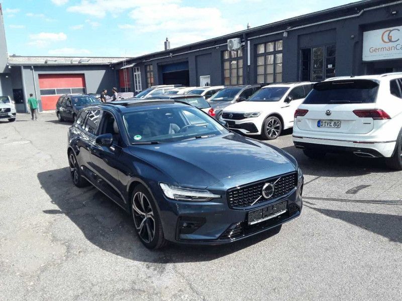 Volvo V60 2.0 B4 Mild-Hybrid Plus Dark
