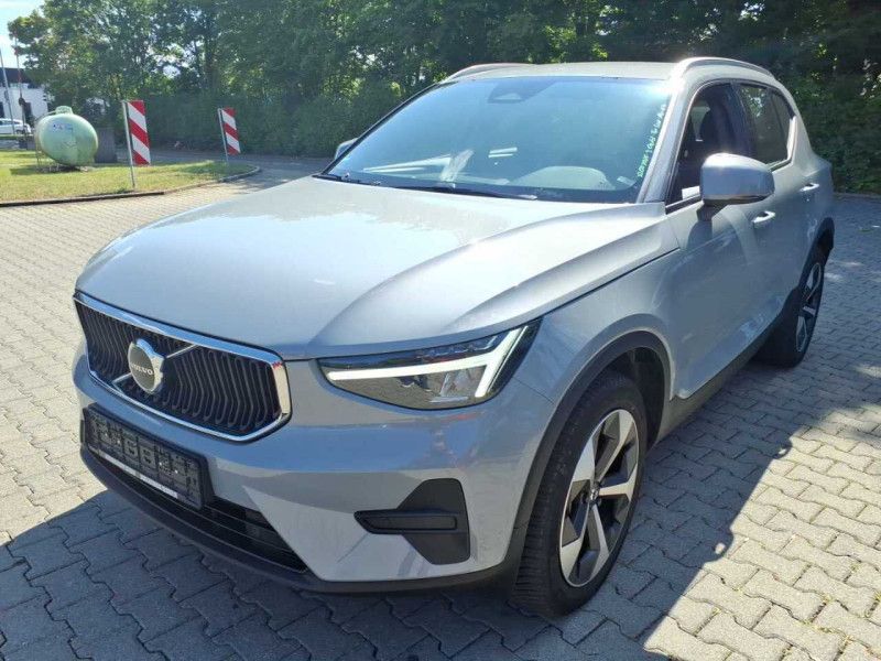 Volvo XC40 2.0 B3 Mild-Hybrid Core 2WD