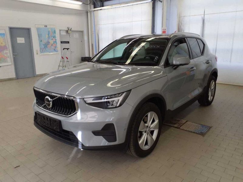 Volvo XC40 2.0 B3 Mild-Hybrid Core 2WD
