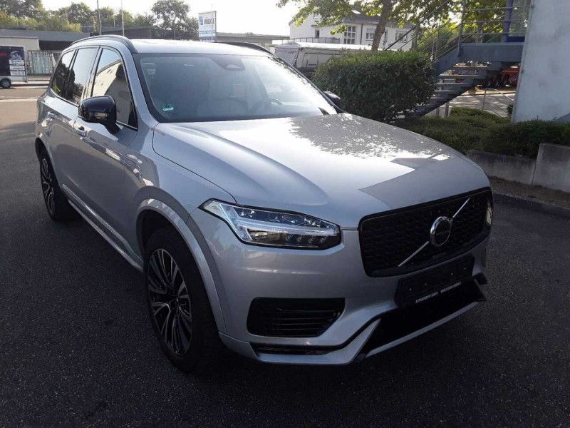 Volvo XC90 2.0 T8 Recharge Plug-in Hybrid Plus Dark AWD