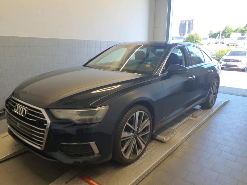 Audi A6 45 TFSI Mild-Hybrid quattro Design