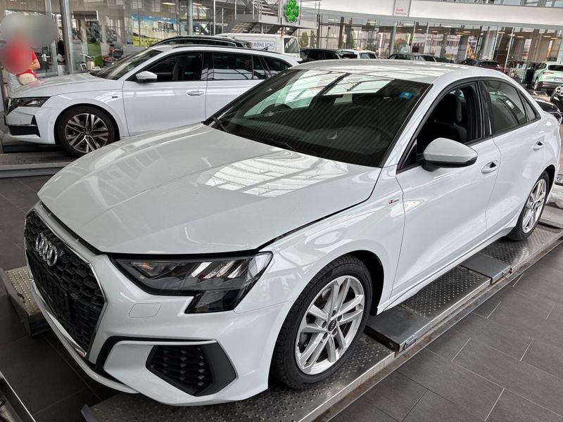 Audi A3 седан 30 TDI S line