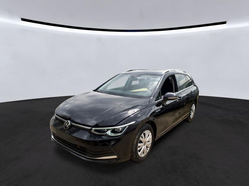 Volkswagen Golf VIII 1.5 eTSI Style