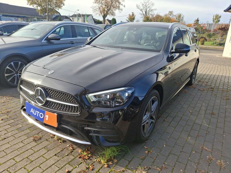 Mercedes-Benz E-класс E 300e T AMG Line