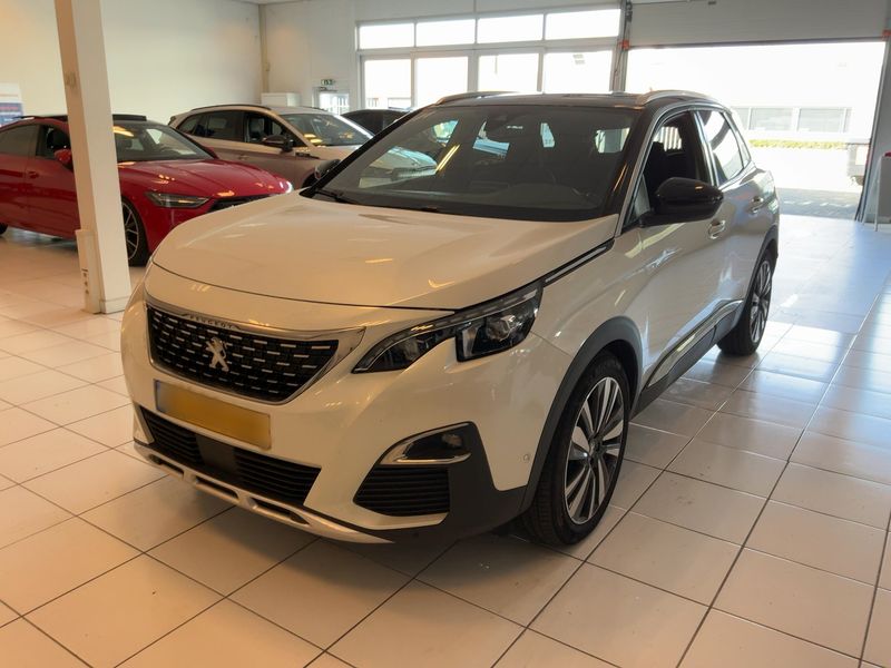 Peugeot 3008 1.6 Hybrid 4 300 GT