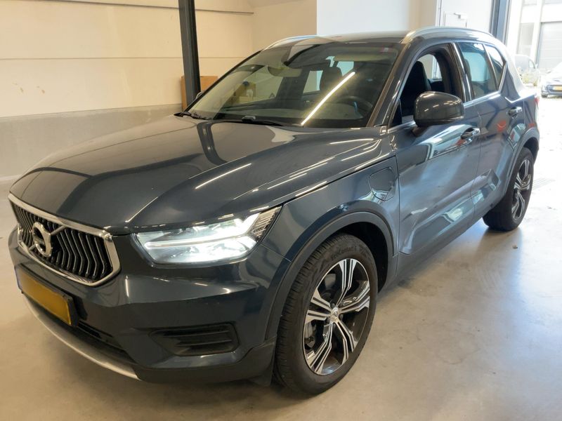 Volvo XC40 1.5 T4 Recharge Plug-in Hybrid Essential 2WD