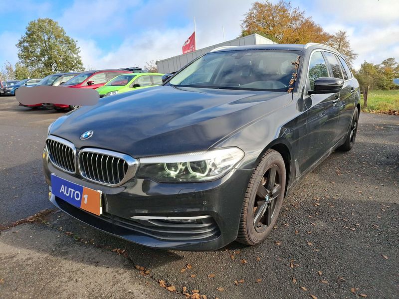 BMW 5 серия 520i