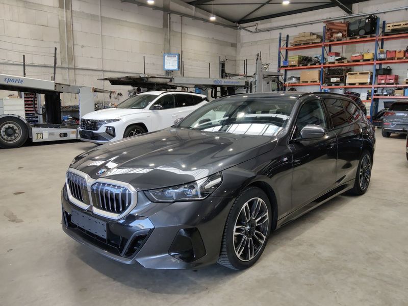 BMW 5 серия 520d Mild-Hybrid xDrive M Sport