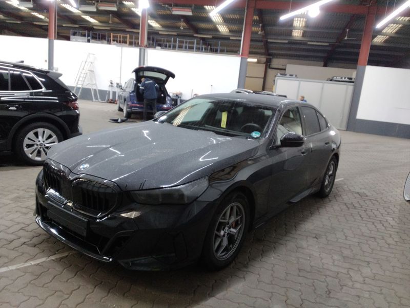 BMW 5 серия 520d Mild-Hybrid M Sport