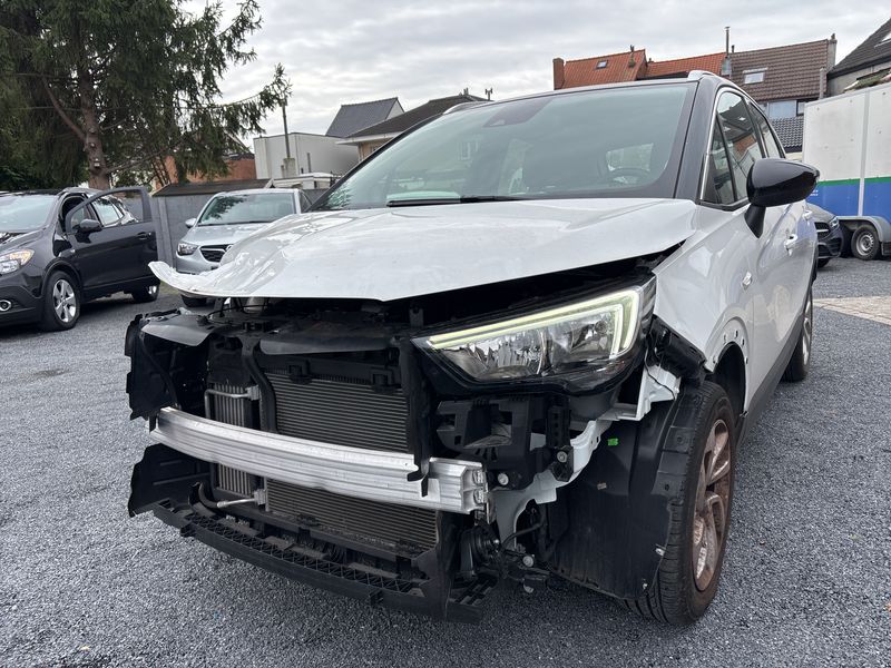 Opel Crossland X 1.2 Turbo Innovation