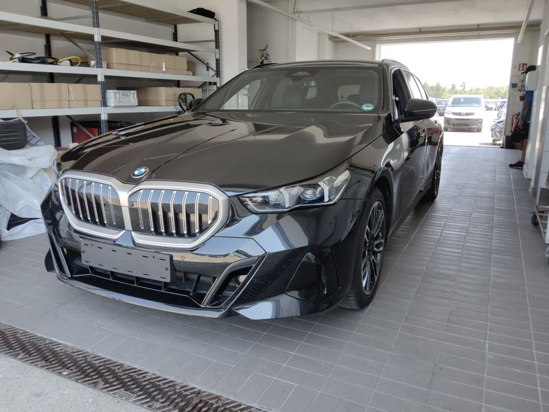 BMW 5 серия 520i Mild-Hybrid M Sport