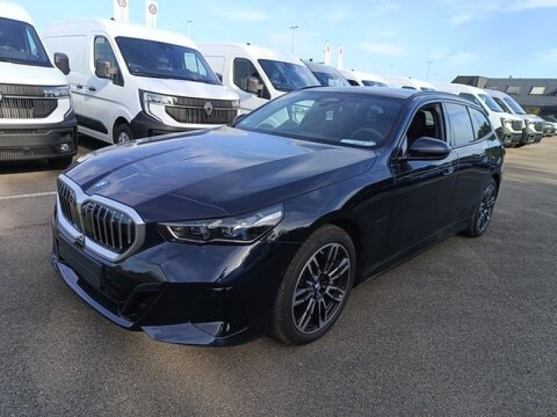 BMW 5 серия 550e xDrive M Sport