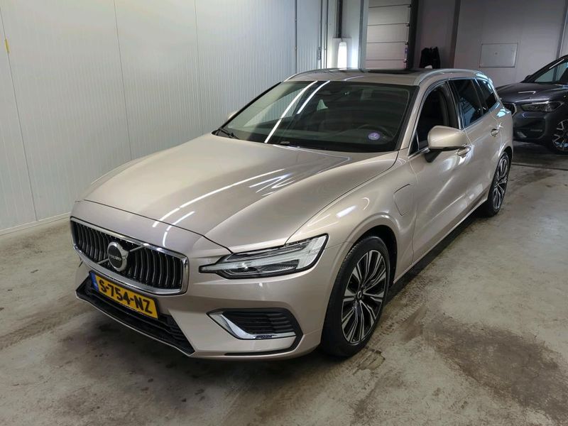 Volvo V60 2.0 T6 Recharge Twin Engine Plus Bright AWD