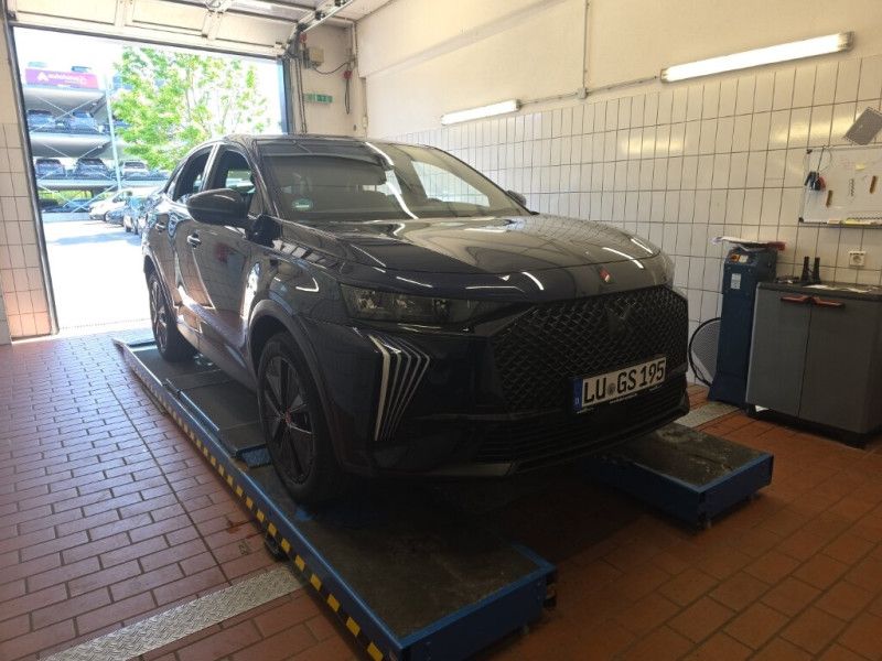 DS Automobiles DS7 1.5 Blue-HDi Performance Line