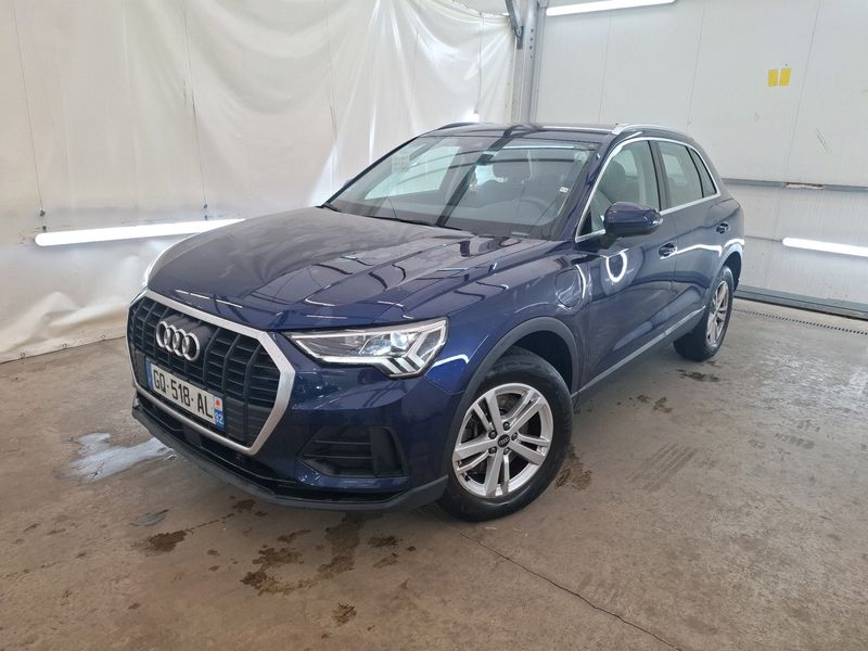 Audi Q3 45 TFSIe Business Executive