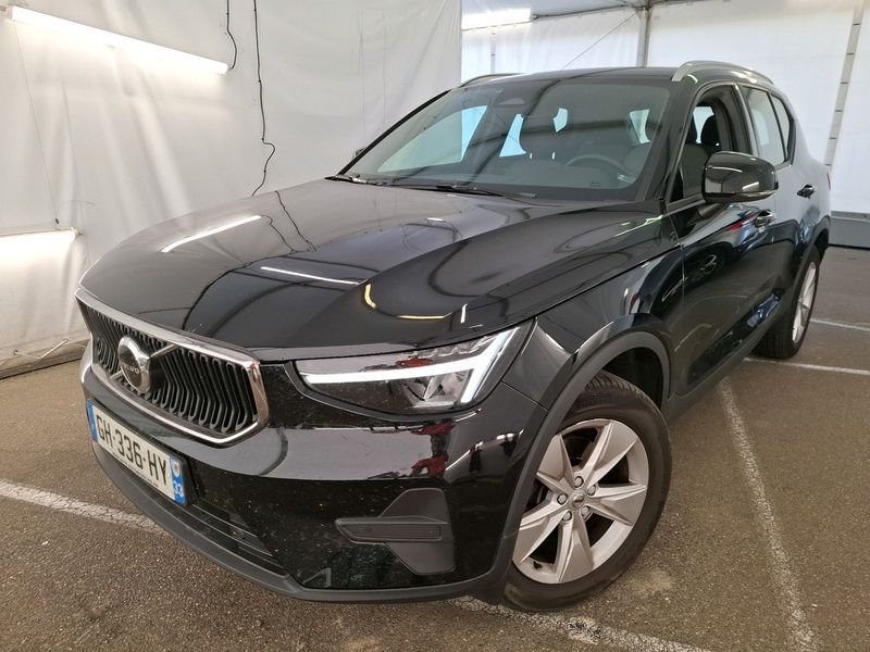 Volvo XC40 2.0 B4 Mild-Hybrid Momentum 2WD