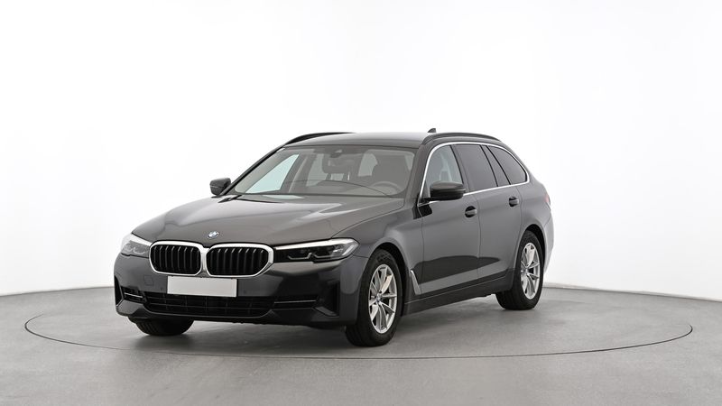 BMW 5 серия 520d Mild-Hybrid xDrive