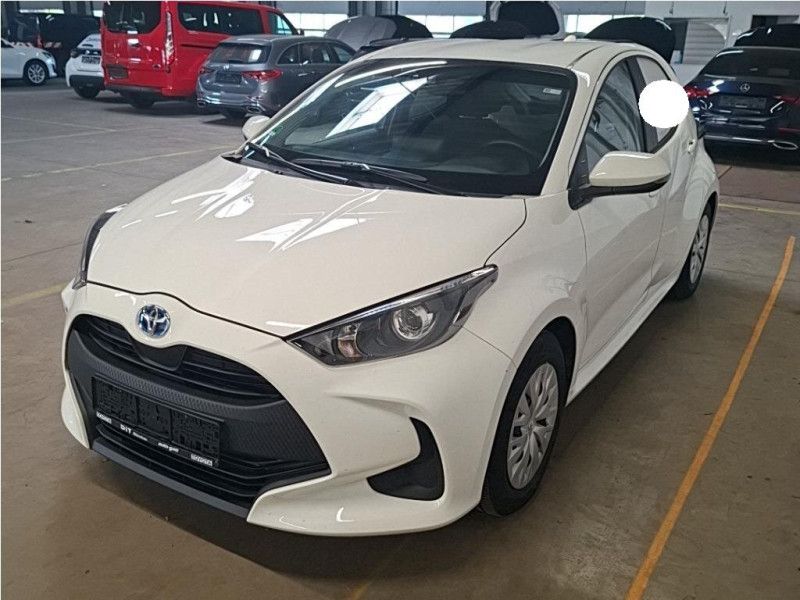 Toyota Yaris 1.5 Hybrid Business Edition