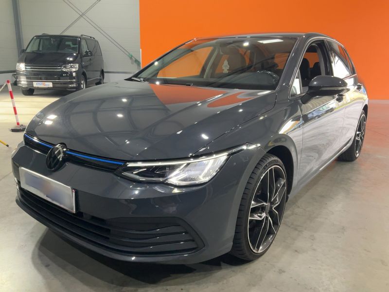 Volkswagen Golf VIII 1.0 TSI Life