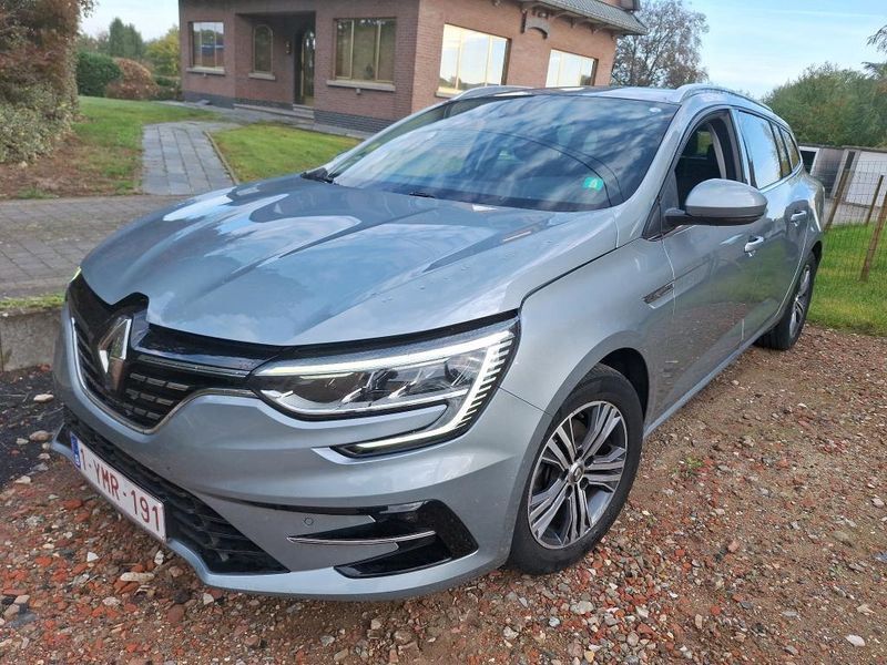 Renault Megane 1.5 Blue dCi Intens