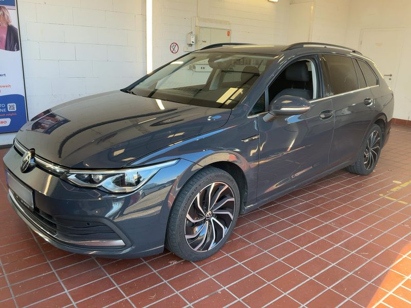 Volkswagen Golf VIII 2.0 TDI Style