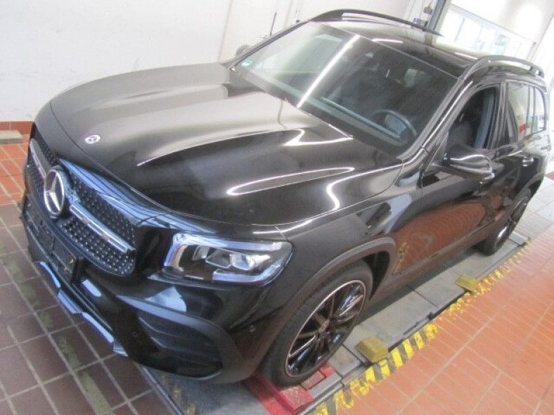 Mercedes-Benz GLB-класс GLB 200 d AMG Line