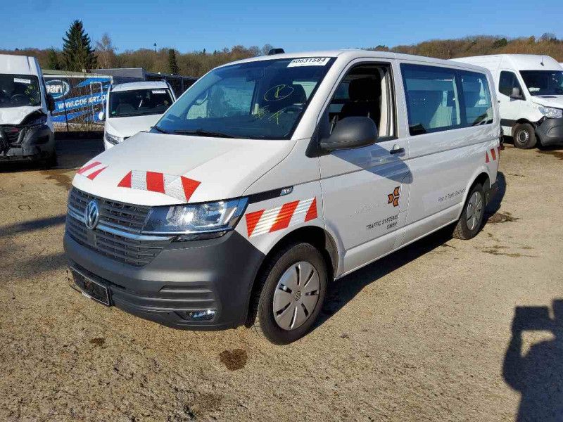 Volkswagen T6.1 универсал 2.0 TDI FWD