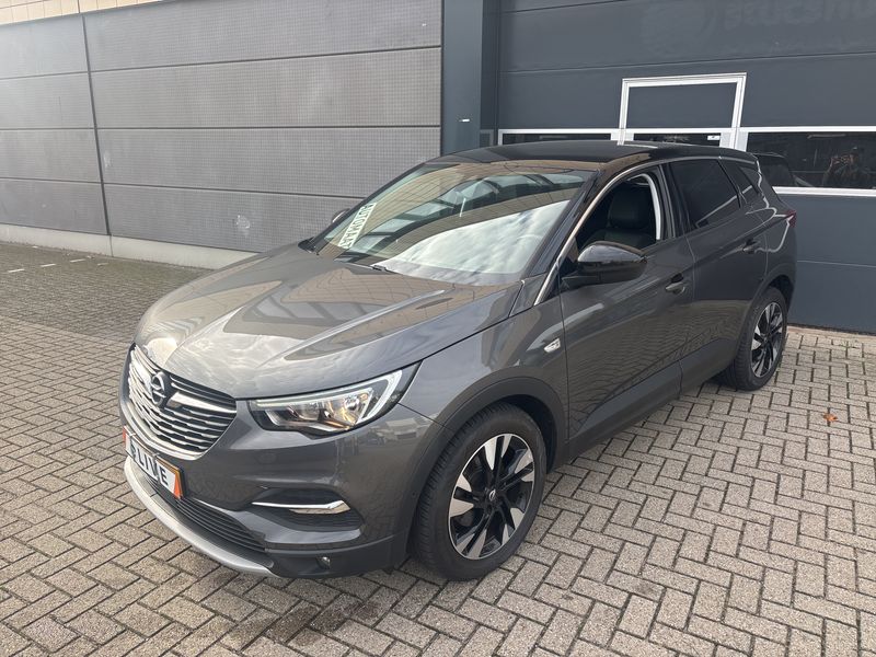 Opel Grandland X 1.2 Turbo Design Line