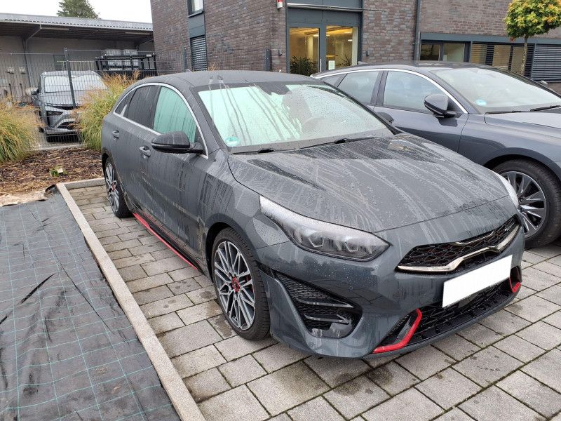 Kia pro_cee'd 1.6 Tgdi GT