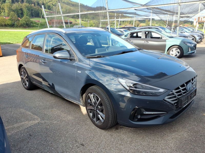 Hyundai i30 1.5 T-GDI Mild-Hybrid Trend