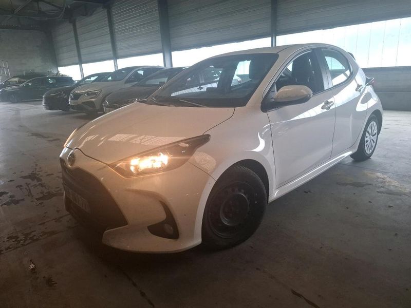 Toyota Yaris 1.5 Hybrid Dynamic Business