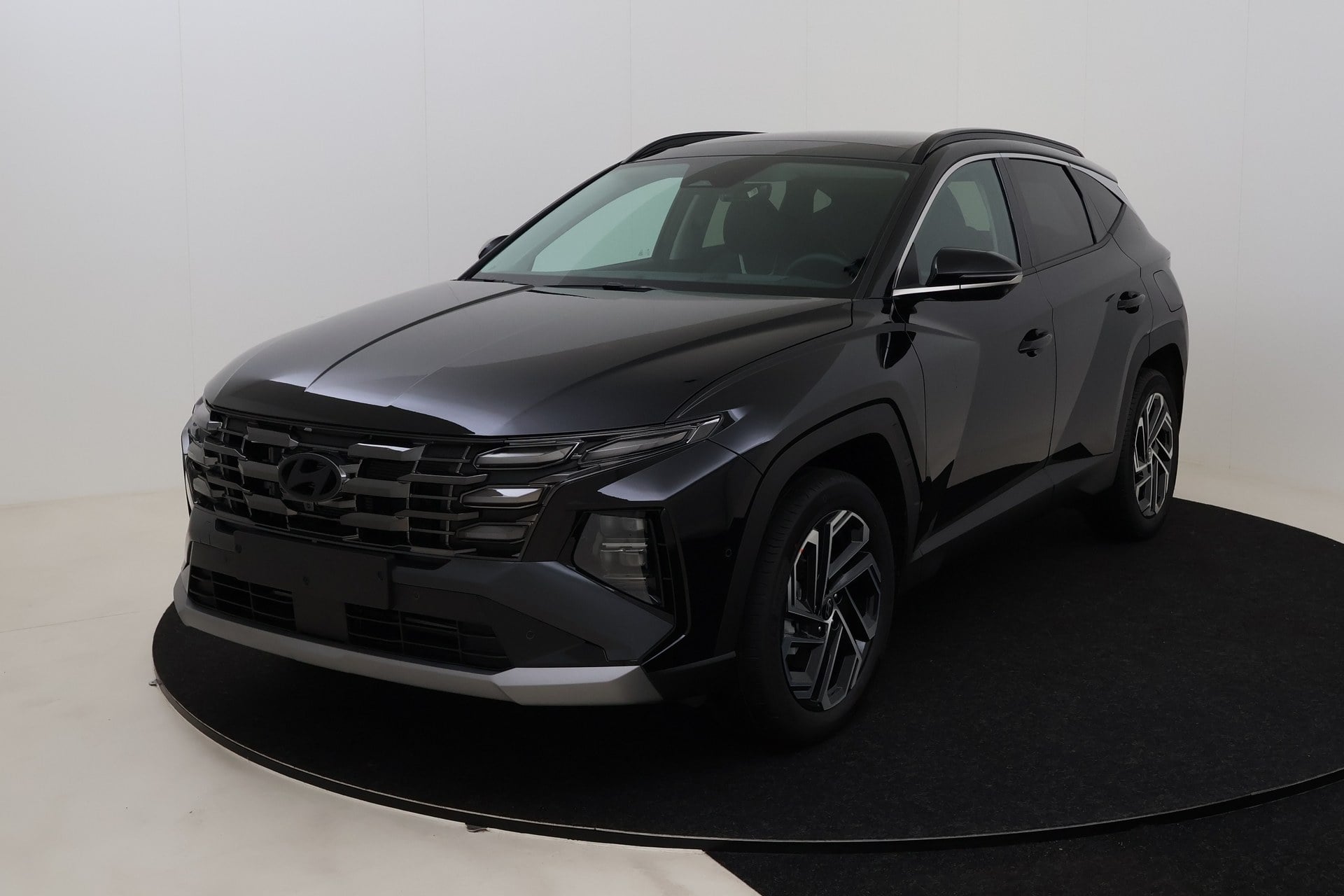 Hyundai Tucson Shine Sensation 1.6 T-GDi HEV 6AT