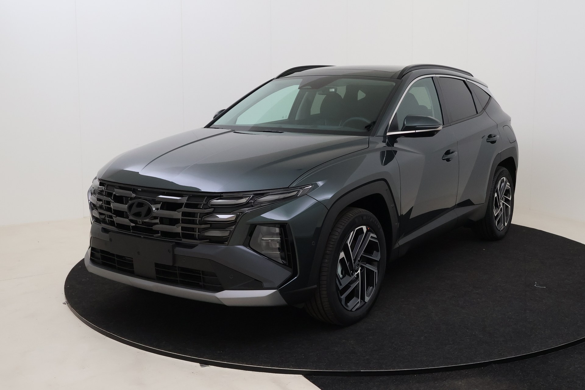 Hyundai Tucson Shine Sensation 1.6 T-GDi PHEV 6AT