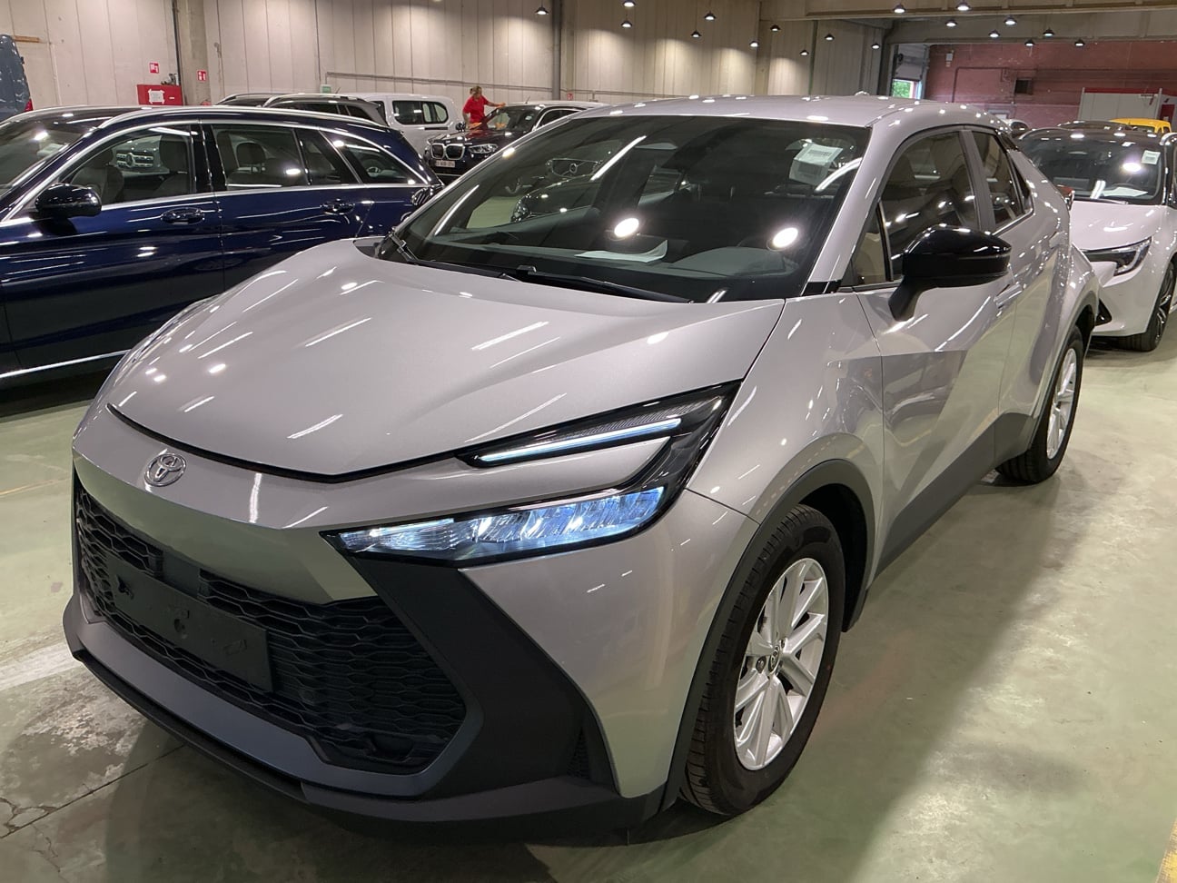 Toyota C-HR SUV 1.8L Hybrid C-HR