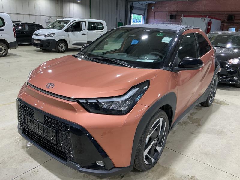 Toyota Aygo X SUV 1.5 HEV 116pk CVT FWD HEV Envy Air