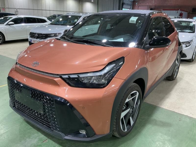 Toyota Aygo X SUV 1.5 HEV 116pk CVT FWD HEV Envy Air