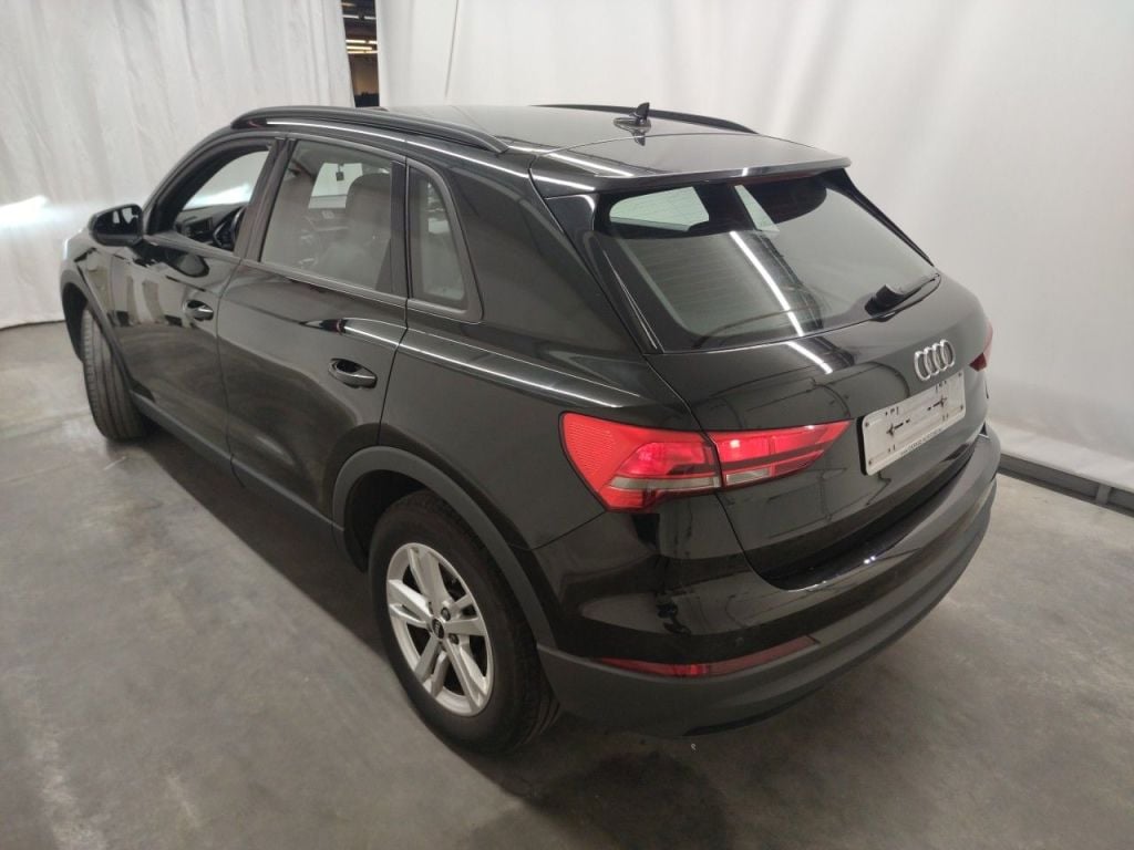 Audi Q3 45 TFSI e S tronic 5d