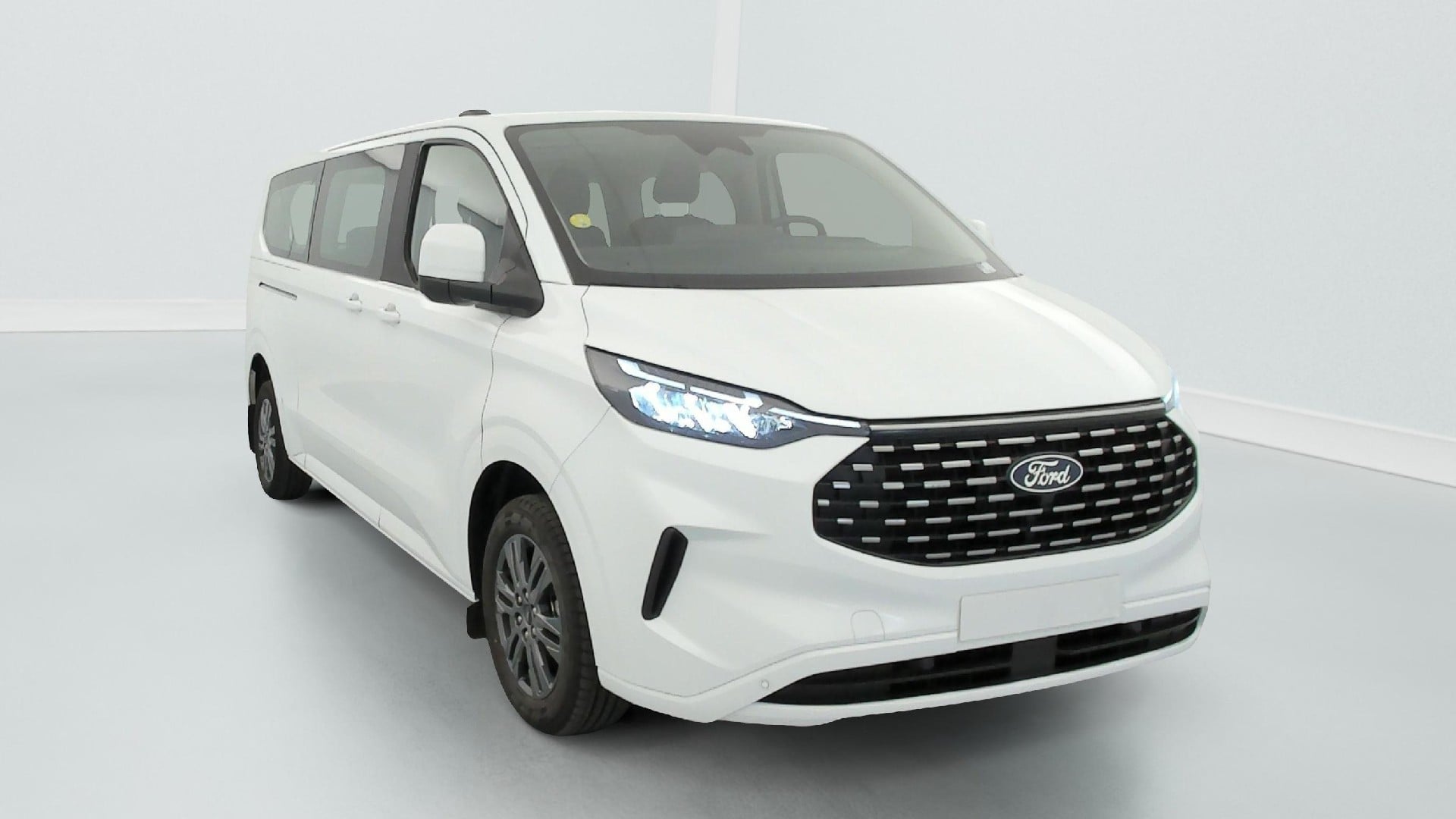 Ford Tourneo Custom Titanium L2H1 320 2.0 EcoBlue 150 ch