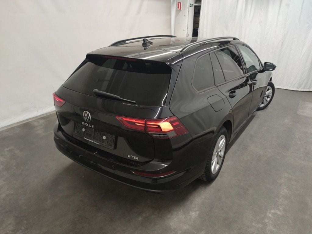 Volkswagen Golf Variant VIII 1.0 eTSI 81kW DSG Life 5d