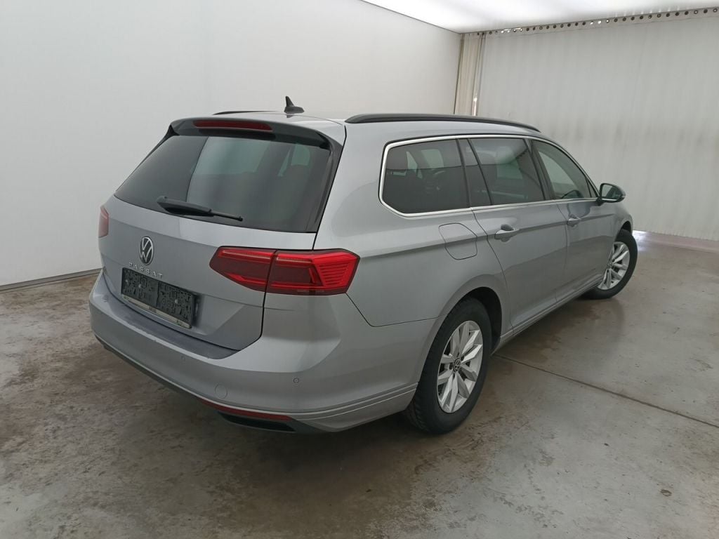 Volkswagen Passat Variant 2.0 TDI SCR 110kW DSG7 Style Business 5d