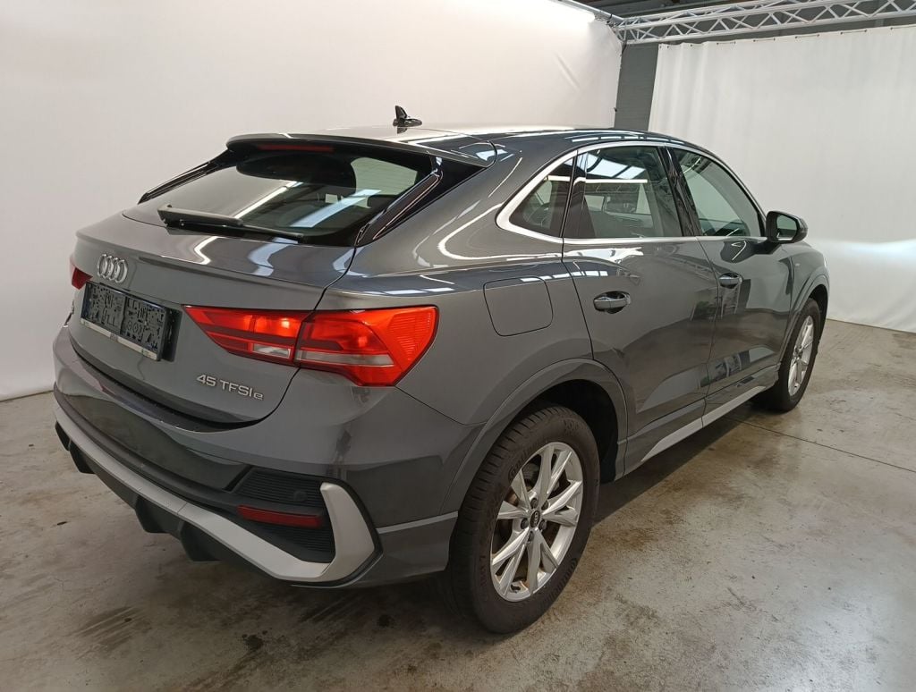 Audi Q3 Sportback 45 TFSI e S tronic S Line 5d