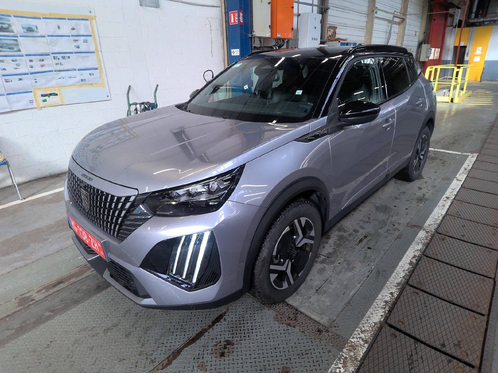 Peugeot 2008 GT Hybrid 145 ch e-DCS6