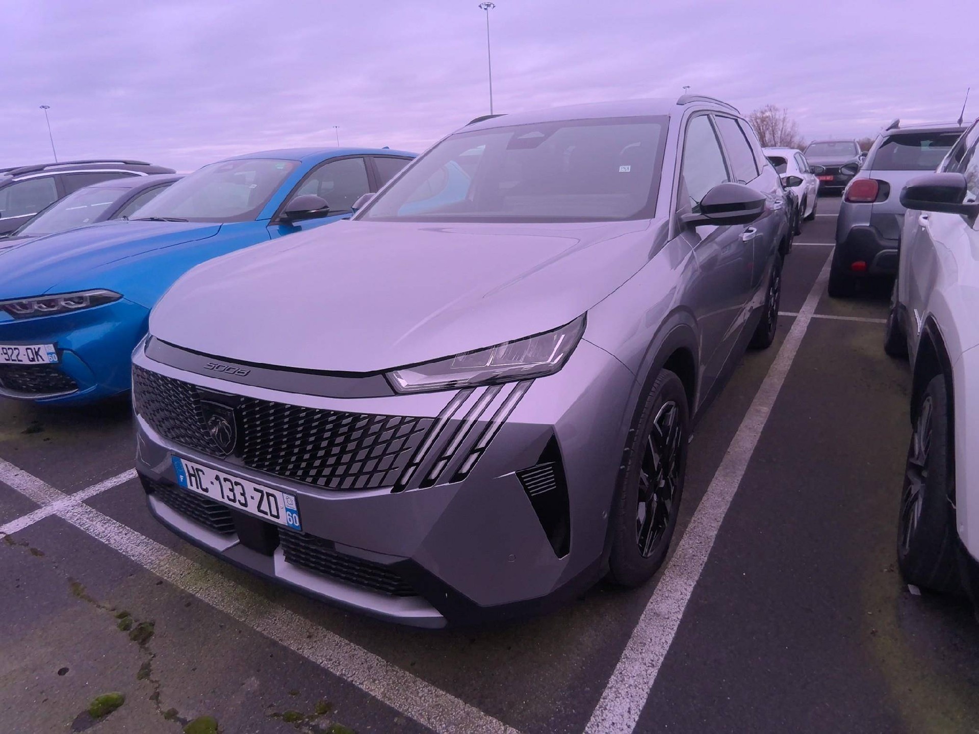 Peugeot 5008 Allure Hybrid 145 ch e-DCS6