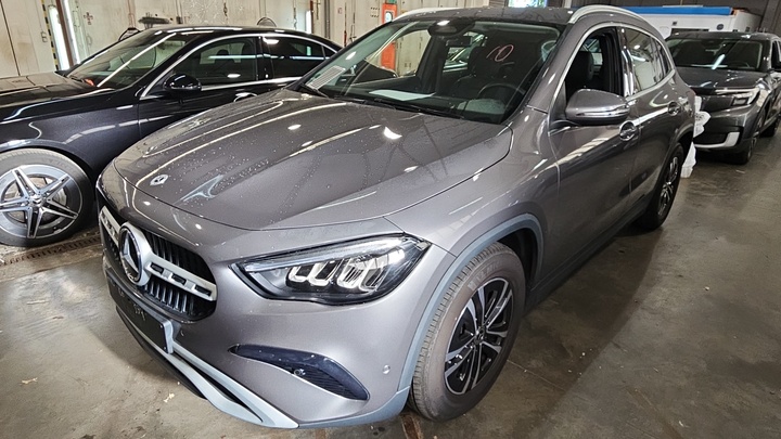 Mercedes-Benz GLA GLA 180 d DCT